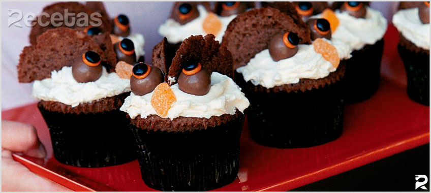 Búhos de Halloween: Cupcakes Divertidos y Fáciles para Niños